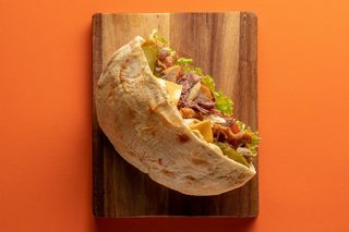 Піта мікс з куркою та телятиною