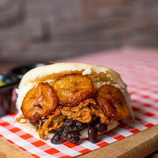 Arepa Pabellón Criollo