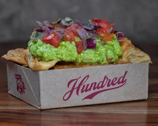 Nachos con guacamole