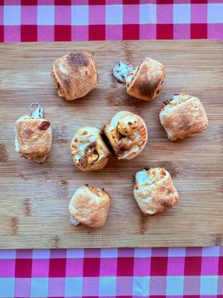 Panini z serem, gyrosem i fetą