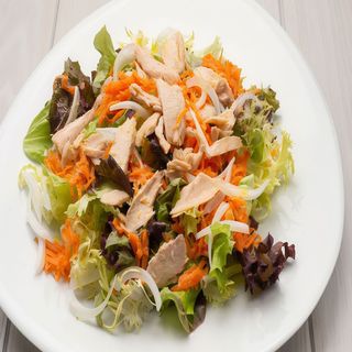 36. Ensalada De Pollo