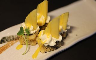 136.- Crispy Roll Mango ( 4 Uds.)