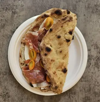 Saltimbocca con crudo