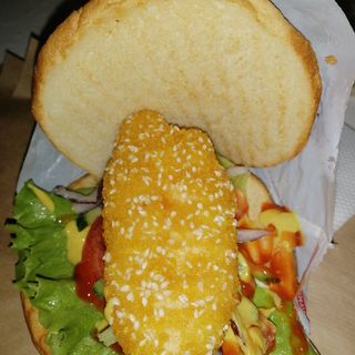 Бургер с кордон бльо (400г)