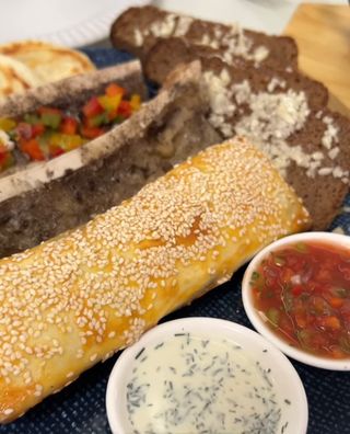 შაქრის ძვალზე სამსა