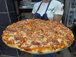 Pizza Margarita (30 Cm.)