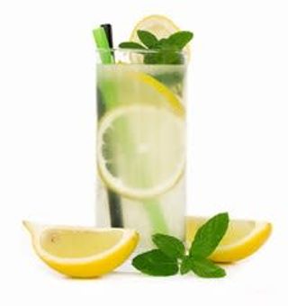 Домашна лимонада с дива мента (1л)