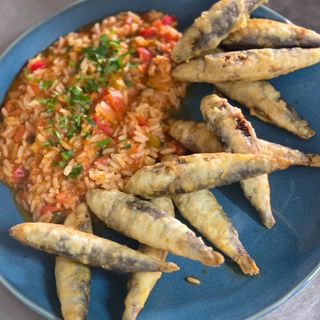 Petinga Frita. com Arroz de Tomate