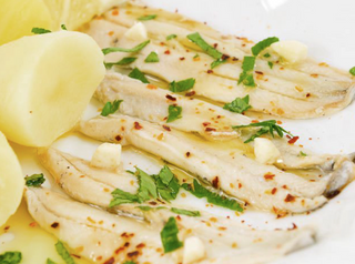 3 Boquerones Marinados (1/2 Ración)