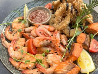 Сет з морепродуктів (550г)