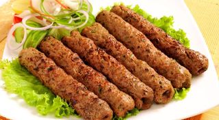 Seekh kebab indiano con salsa yogurt - 3 pezzi