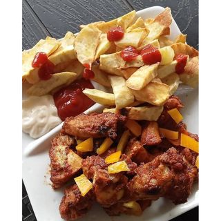 Potatoes Chips & Pepper Chicken