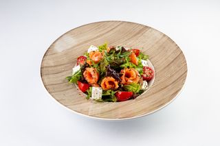 Салат с малосольной семгой