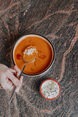 ტომ-იამი ქათმით