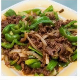 60. Ternera Con Pimientos Verdes