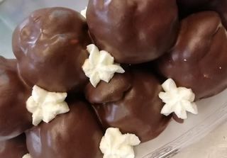 Profiterol 4-5 persone