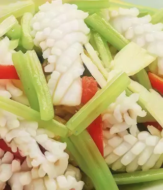 114. Calamari e sedano
