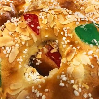 Roscón de reyes con relleno (1/2 kg.)