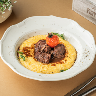 Щоки яловичі з полентою (320 г)