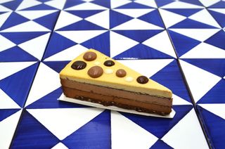 Torta i tre cioccolati di valrhona