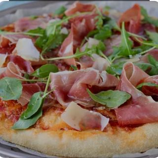 Pizza de jamón serrano (mediana)