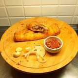 მწვადი ფენოვან ცომში