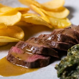 Lombo de Veado 300gr (1 pessoa)