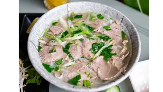 Zupa Phở (900ml)