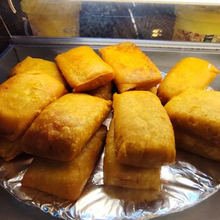 Empanada De Pollo Mechado (1 Ud.)