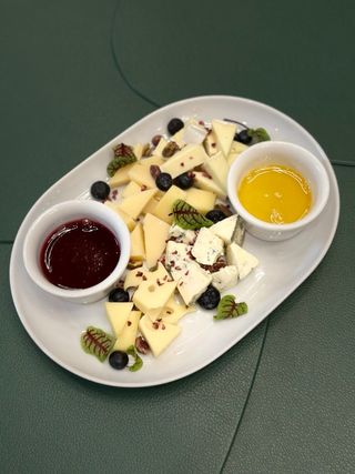 Сирна тарілка