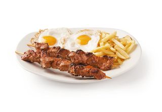 Pinchos Morunos Con Huevos Y Patatas