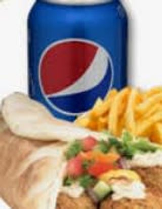 Piadina falafel, patatine fritte, bibita in lattina