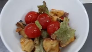 Теплый салат с кониной