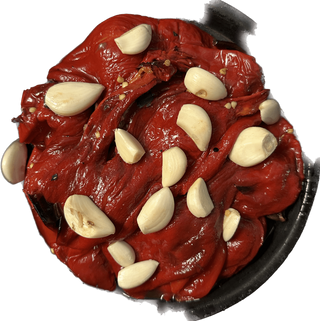 Печен чесън с червена чушка на керемида