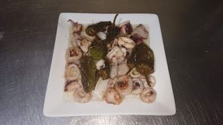 Ración De Chipirones A La Plancha