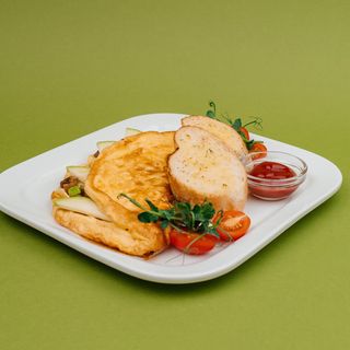 Омлет с кабачком и шампиньонами 