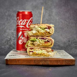 Rapsodija ukusa i Coca cola 0.33l