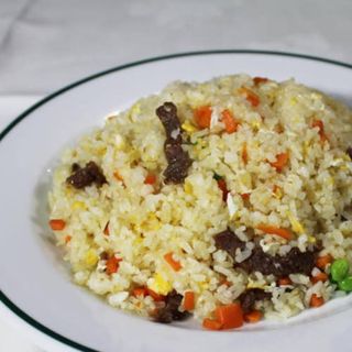 25. Arroz Frito Con Ternera