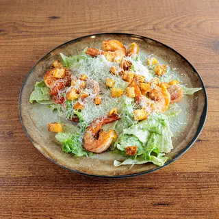 Caesar salata sa scampima