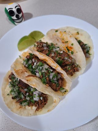 Tacos De Birria (4 Uds.)