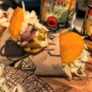 AREPA BOMBA PELIRROJA