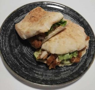 Sendvič pohovana piletina
