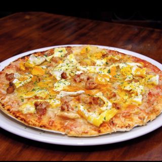 Pizza Huevos Pequeña