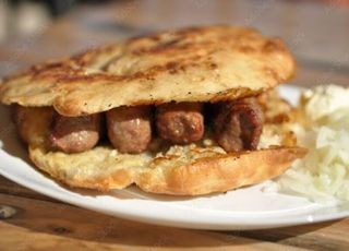 Ćevapi u lepinji mali