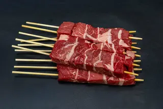 Arrosticini di scottona bovino adulto