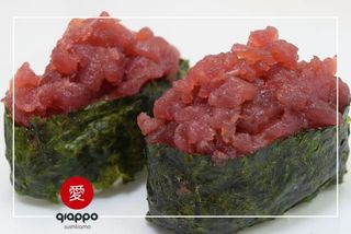 Gunkan Tartare di tonno