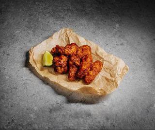 ქათმის ფრთები ტერიაკი სოუსით