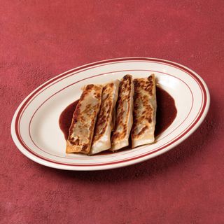 Жареные дамплинги с говядиной 