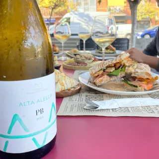 Vino Blanco Alta Alella