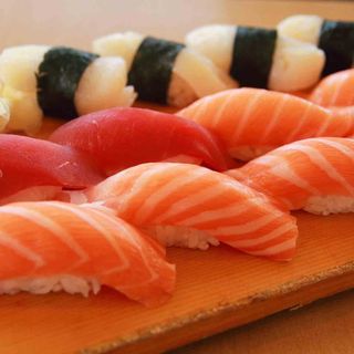 Nigiri gambero cotto 2 pezzi